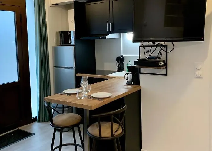 Studio Centre Ville -001